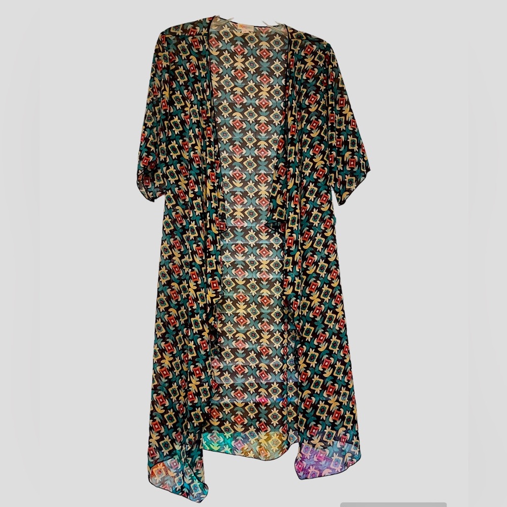 NWT LuLaRoe “Shirley” kimono size Small